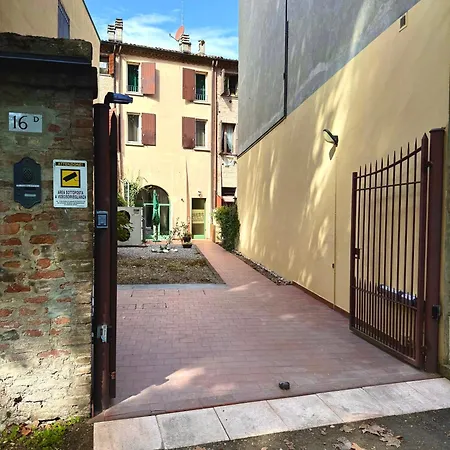 Dimora Della Ghiara Guest house Ferrara