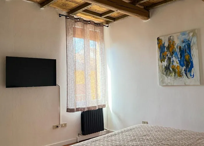 Pensjonat Dimora Della Ghiara 3*