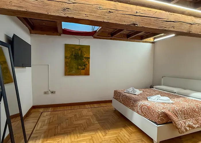 Dimora Della Ghiara 3*